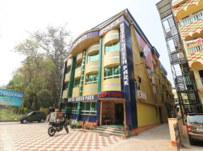 Oyo 27996 Hotel Green Park
