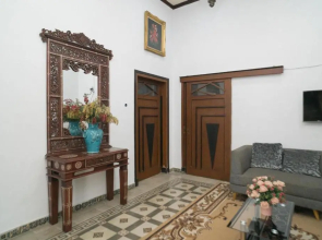 Urbanview Hotel Griya Surya Malang by RedDoorz