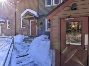 Pet-friendly Fraser Condo w/ Community Hot Tub