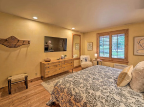 Serene Sun Valley Home w/ Hot Tub & Mtn Views