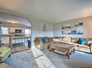 Spacious Home Near Bromley Mountain Ski Resort!