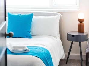 Coastline Villas - Heart of Redcar 1 & 2 Bed New Apartments, ideal for contractors and holidayers