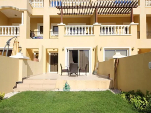 Al Hamra Village Holiday Apartments