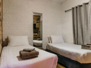 Abacus Motel