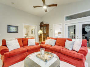 5 Mi to Stuart Beach! Home w/ Pet-friendly Yard