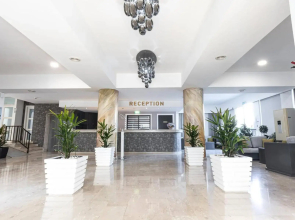 Vrissaki Hotel Apartments