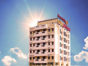 Meenakshi's Sunshine Hotel