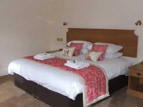 The Boship Lions Farm Hotel