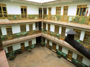 Capricon Executive Hotel