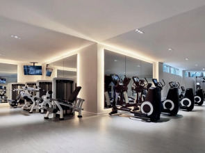 The Miami Beach EDITION