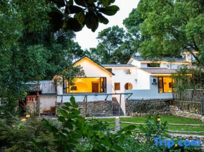 Floral Hotel·Laigui road Wang hotel (Donglin Temple Lushan cableway store)