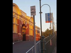 Melbourne short stay - Caulfield station, Monash Uni