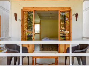 Mulberry La Blanca Resort