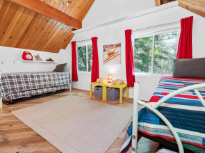 102 - Blue Cozy Cabin