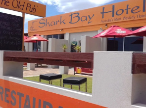 Shark Bay Hotel