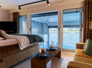 Nomad Water Studio