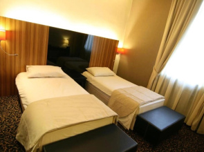 Hotel Crystal