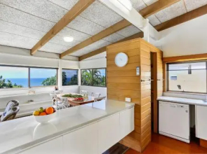 Sunshine Beach Shack