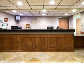 AmericInn by Wyndham New London