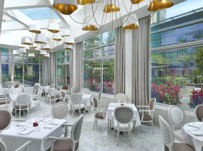 Отель The Ritz-Carlton, Dubai International Financial Centre