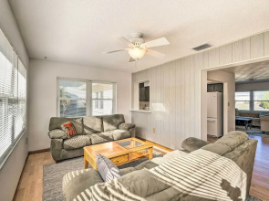 Punta Gorda Home With Backyard ~ 1 Mile to Dtwn!