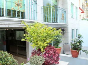 Residence L'heritage Aristóteles 140 by Bluebay