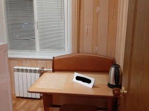 Apartments on Oktyabrsky Avenue 42