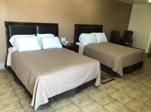 Topper Motel