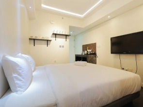Homey Studio Apartment @ Springlake Summarecon