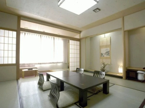 Taishakukyo Kanko Hotel Kinsaikan