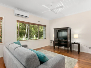 Poolside Apt In Alamanda Resort 74