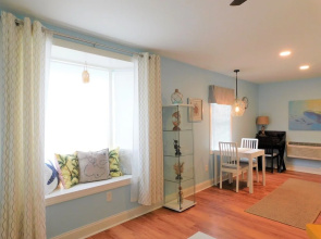 Located In Ocracoke Ge Within Walking Distance Of The Harbor, Shops And Restaurants. 1 Bedroom Condo