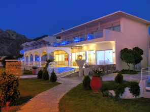 Kolymbia Bay Art - Adults Only