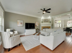 4 Mi to Branson Landing: Huge Home w/ Game Room!