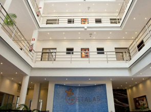 Hotel Quatro Pétalas