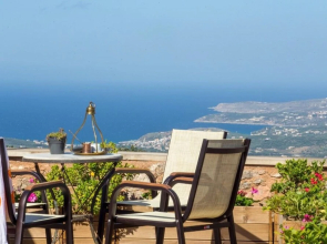 Samonas Traditional Villas Purple Villa Malotira - 85m Maisonette