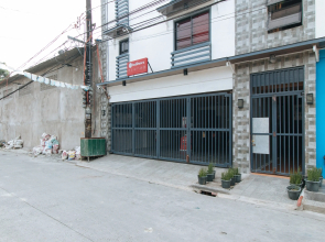 RedDoorz near Christ the King Medical Center