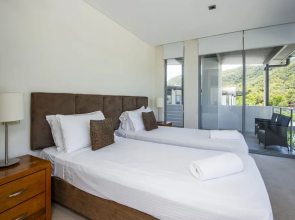 Blue on Blue Apartment 335