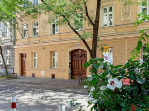 Apartment Dwernickiego Cracow by Renters