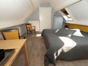 Bed And Breakfast De Violier