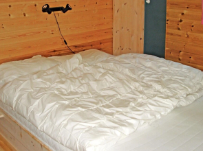 Awesome Home in Øystese With 3 Bedrooms and Sauna