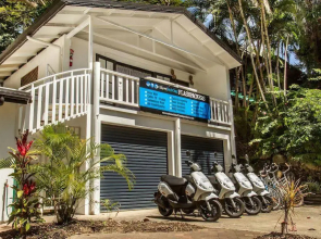 Cairns Beaches Flashpackers