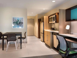 Home2 Suites by Hilton Charlotte Belmont