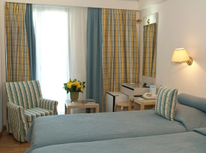 The Park Hotel Piraeus