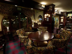 Le Chateau Lambousa Hotel