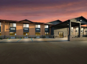 Super 8 by Wyndham Marston