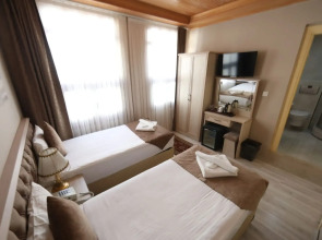 Отель Sultans Royal