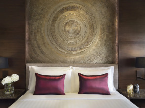 Anantara Riverside Bangkok Resort