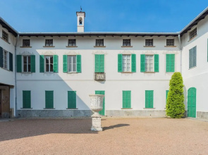 Luxury Apartments in Villa Cardinal Ciceri by Rent all Como