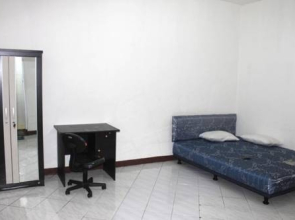 Elvia Guesthouse